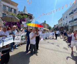 Anlamayana davul zurna az: Adalar’da azmanbüs vizyonsuzluktur